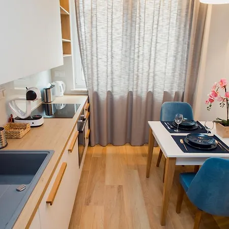 Shortstaypoland Apartamenty Warsaw Exterior photo